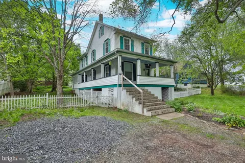 4215 W Grant St, Slatedale, PA 18079