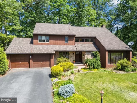5321 Hanover Dr, Allentown, PA 18106