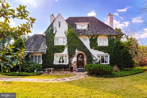 2730 W Chew St, Allentown, PA 18104
