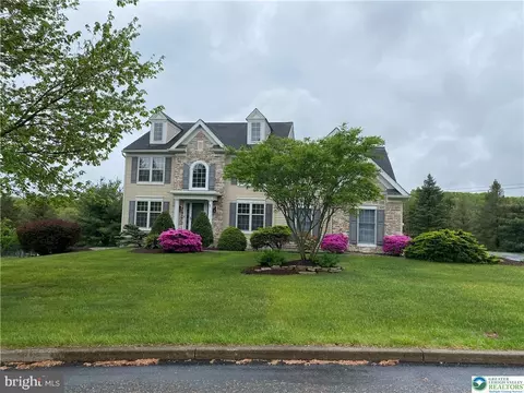 2130 Beechwood St, Orefield, PA 18069