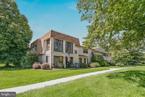 2940 Aronimink Pl, Macungie, PA 18062