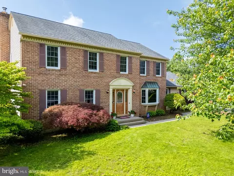 5054 Rainbow Ct, Allentown, PA 18106