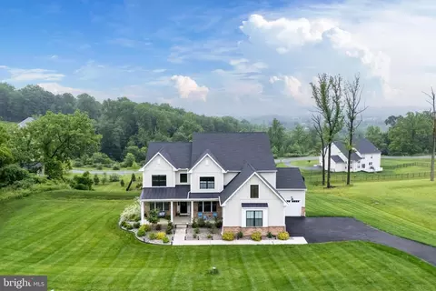 5635 Saucon Ridge Rd, Coopersburg, PA 18036