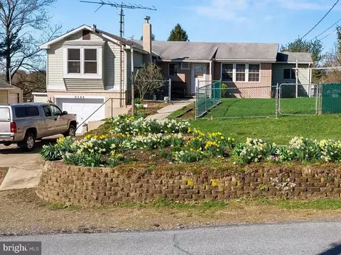 5144 Cider Press Rd, Schnecksville, PA 18078