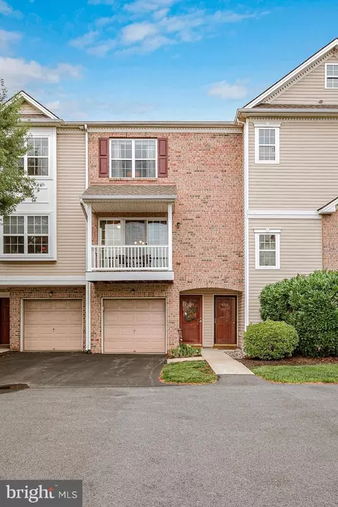 6780 Pioneer Dr, Macungie, PA 18062