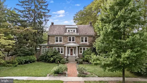 2544 W Washington St, Allentown, PA 18104