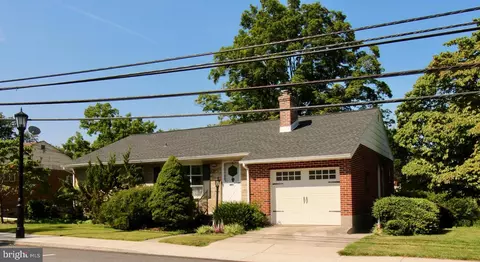 330 N Main St, Coopersburg, PA 18036