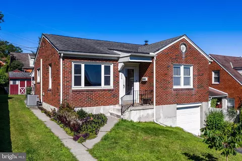 650 Roosevelt Ave, Fountain Hill, PA 18015