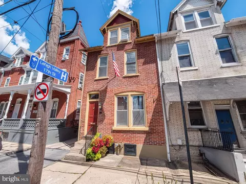 233 N 12th St, Allentown, PA 18102