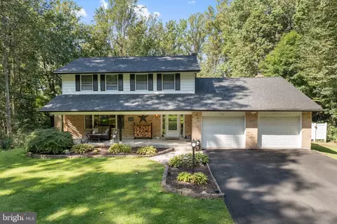 4755 E Mill Hill Rd, East Greenville, PA 18041