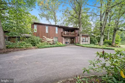 6786 Flint Hill Rd, New Tripoli, PA 18066