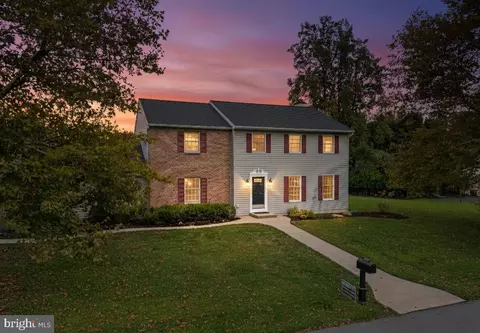 4880 Mar St, Coopersburg, PA 18036