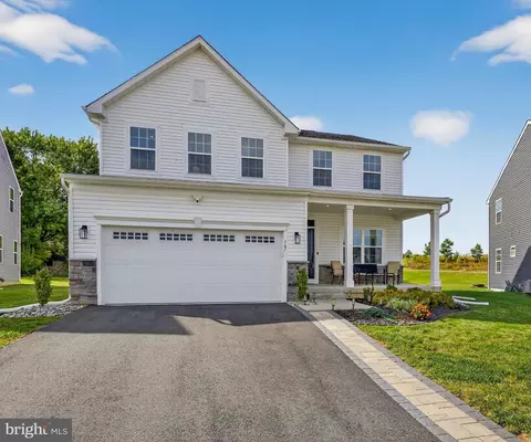 167 Aspen Ln, Macungie, PA 18062