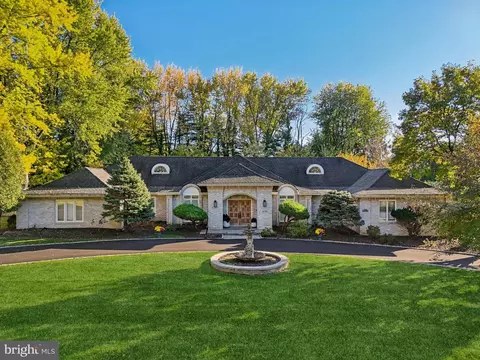 2270 Bishop Rd, Allentown, PA 18103