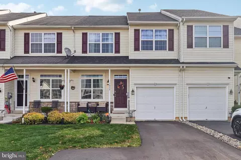 1055 King Way, Breinigsville, PA 18031