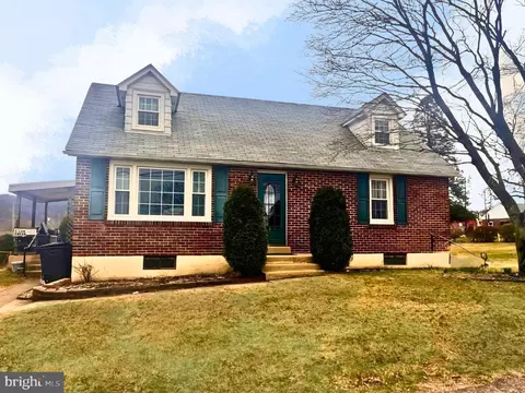 120 Harrison St, Emmaus, PA 18049
