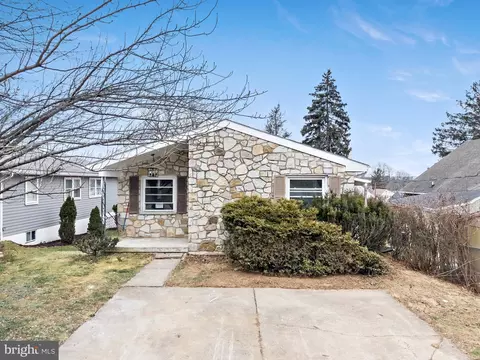 1043 W Erie St, Allentown, PA 18103