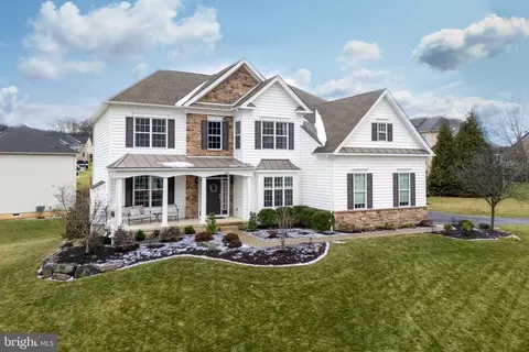 6226 Fox Glove Ln, Center Valley, PA 18034
