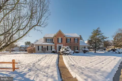 7264 Snowberry Ct, Macungie, PA 18062