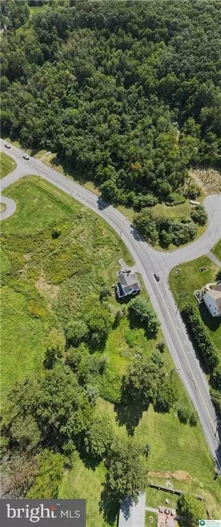 3603 Rip Ct, Slatington, PA 18080