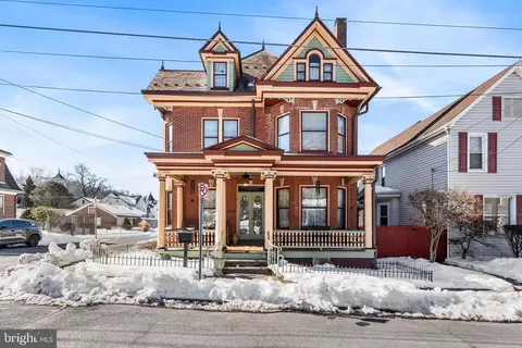 356 First St, Slatington, PA 18080