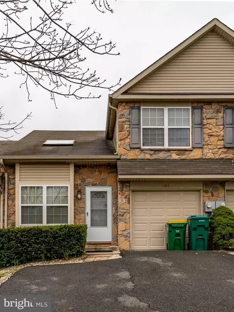 1103 Timberidge Ln, Allentown, PA 18106