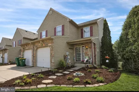 1560 Pinewind Dr, Alburtis, PA 18011