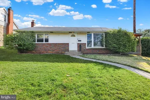 815 N 22nd St, Allentown, PA 18104