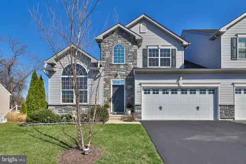 3872 Mink Rd, Emmaus, PA 18049