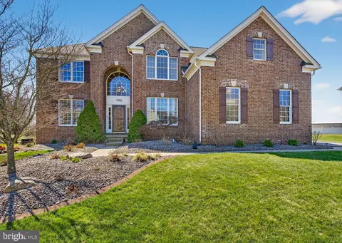 7505 Cedar Rd, Macungie, PA 18062