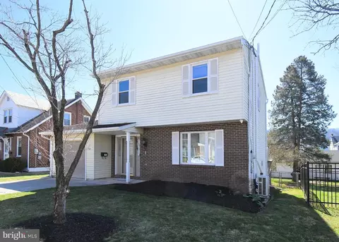 742 Walnut St, Emmaus, PA 18049