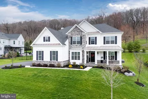 6215 Fox Glove, Center Valley, PA 18034