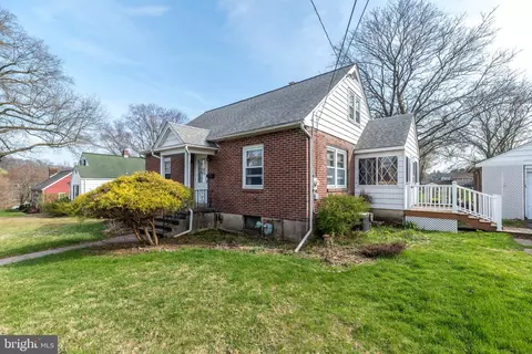 520 Thomas St, Coopersburg, PA 18036