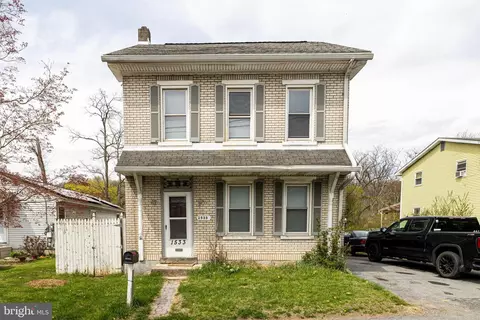 1533 Emmaus Ave, Allentown, PA 18103