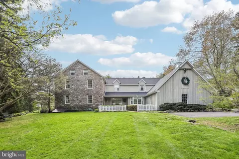 3811 Lilac Rd, Allentown, PA 18103