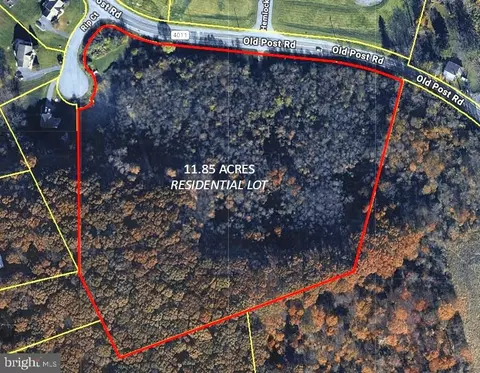 3603 Rip Ct, Slatington, PA 18080