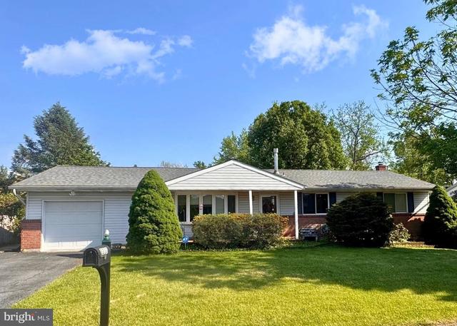 2233 Aster Rd, Macungie, PA 18062