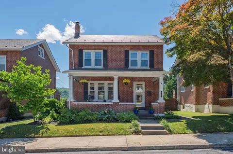 174 Elm St, Emmaus, PA 18049