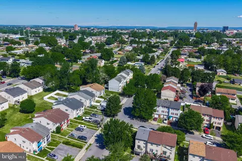 1330 S 9th St, Allentown, PA 18103