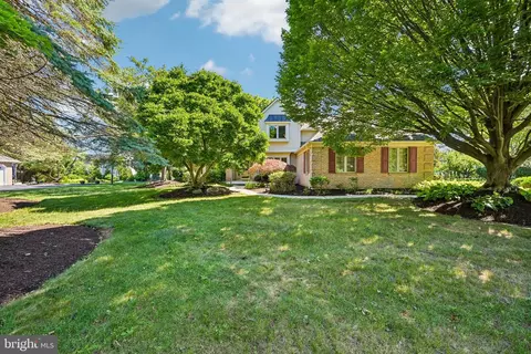 4403 Newton Cir, Emmaus, PA 18049