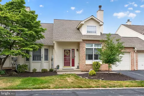 259 Ridings Cir, Macungie, PA 18062