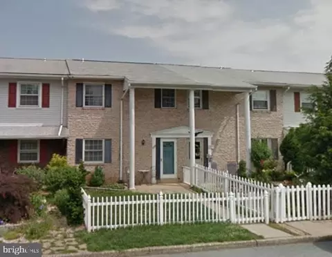 2275 Irma Dr, Allentown, PA 18109