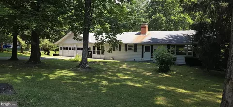 4819 Five Pt, New Tripoli, PA 18066