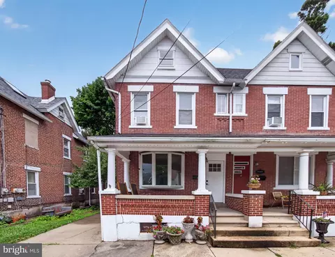 425 Ridge St, Emmaus, PA 18049
