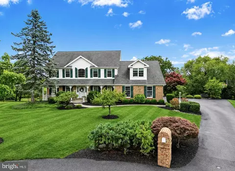 1830 Pear Ct, Fogelsville, PA 18051