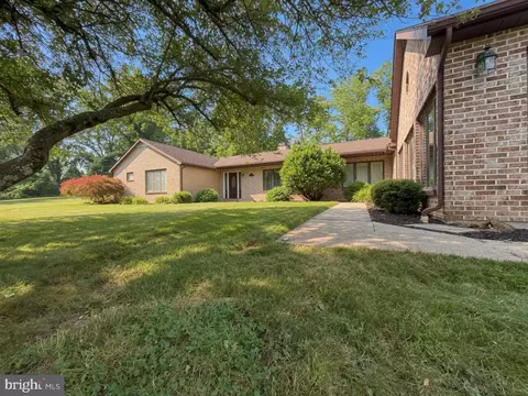 5770 Sun Valley Run, Zionsville, PA 18092