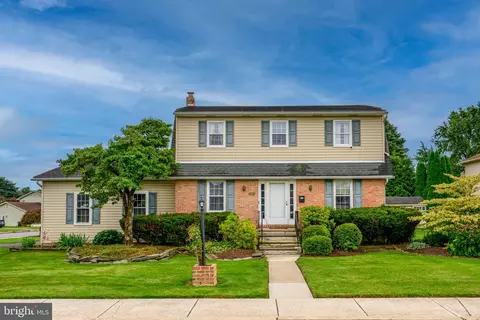4442 Adams St, Whitehall, PA 18052
