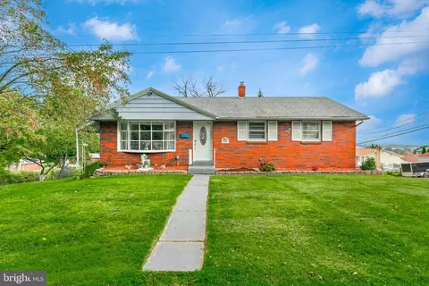 849 E Un, Allentown, PA 18109