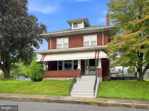 404 N 3rd St, Emmaus, PA 18049
