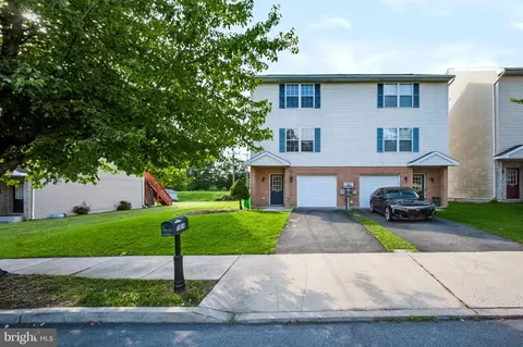 1014 W Tioga St, Allentown, PA 18103